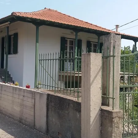 Anesis * Asprogerakata