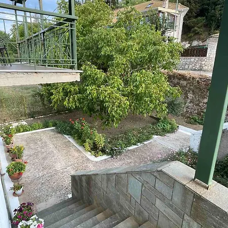 Holiday home Anesis Asprogerakata