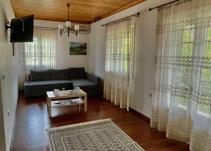 Casa de Férias Anesis Asprogerakata