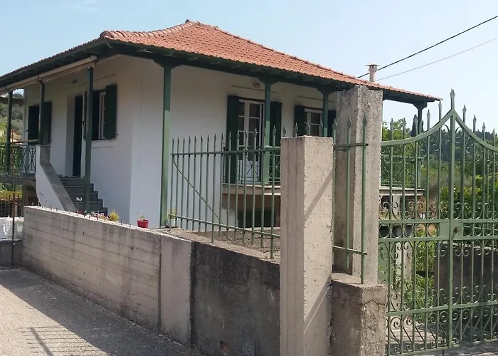 Anesis * Ασπρογερακάτα